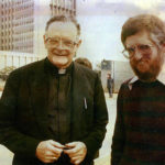 11 September 1985: (Right to left) Paddy Kearney with Archbishop Denis Hurley and then Advocate Chris Nicholson outside Durban’s CR Swart police headquarters. (Photograph courtesy of the Denis Hurley Centre archives)