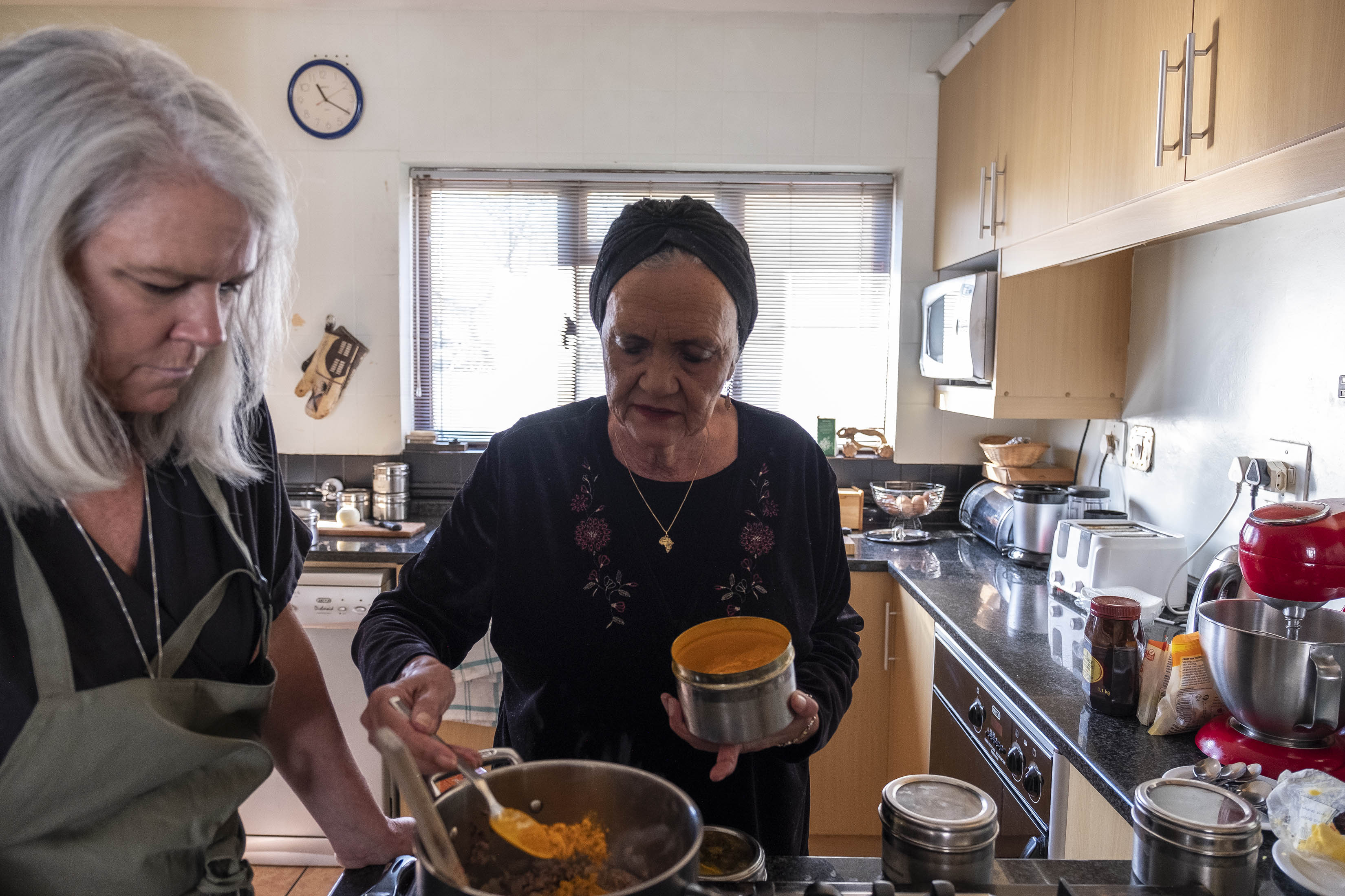 3 September 2019: Cass Abrahams (right) with Mary Kluck, her student for the day, talking about the history of the Cape as well as the spices used in Malay cooking.