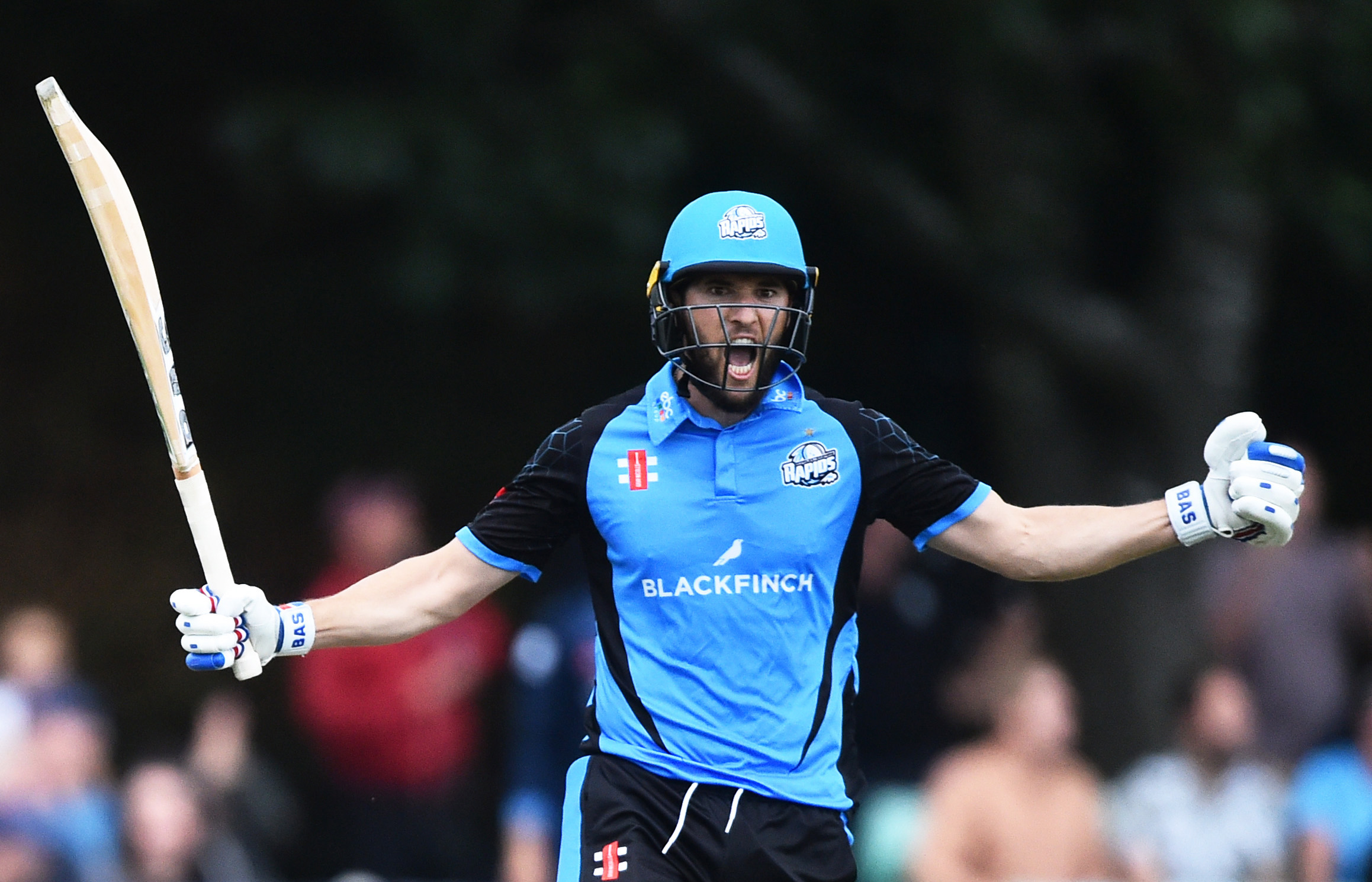 31 July 2019: Wayne Parnell celebrates scoring the winning runs for the Worcestershire Rapids in a Vitality Blast match against the Derbyshire Falcons at New Road in Worcester, England. (Photograph by Nathan Stirk/Getty Images)