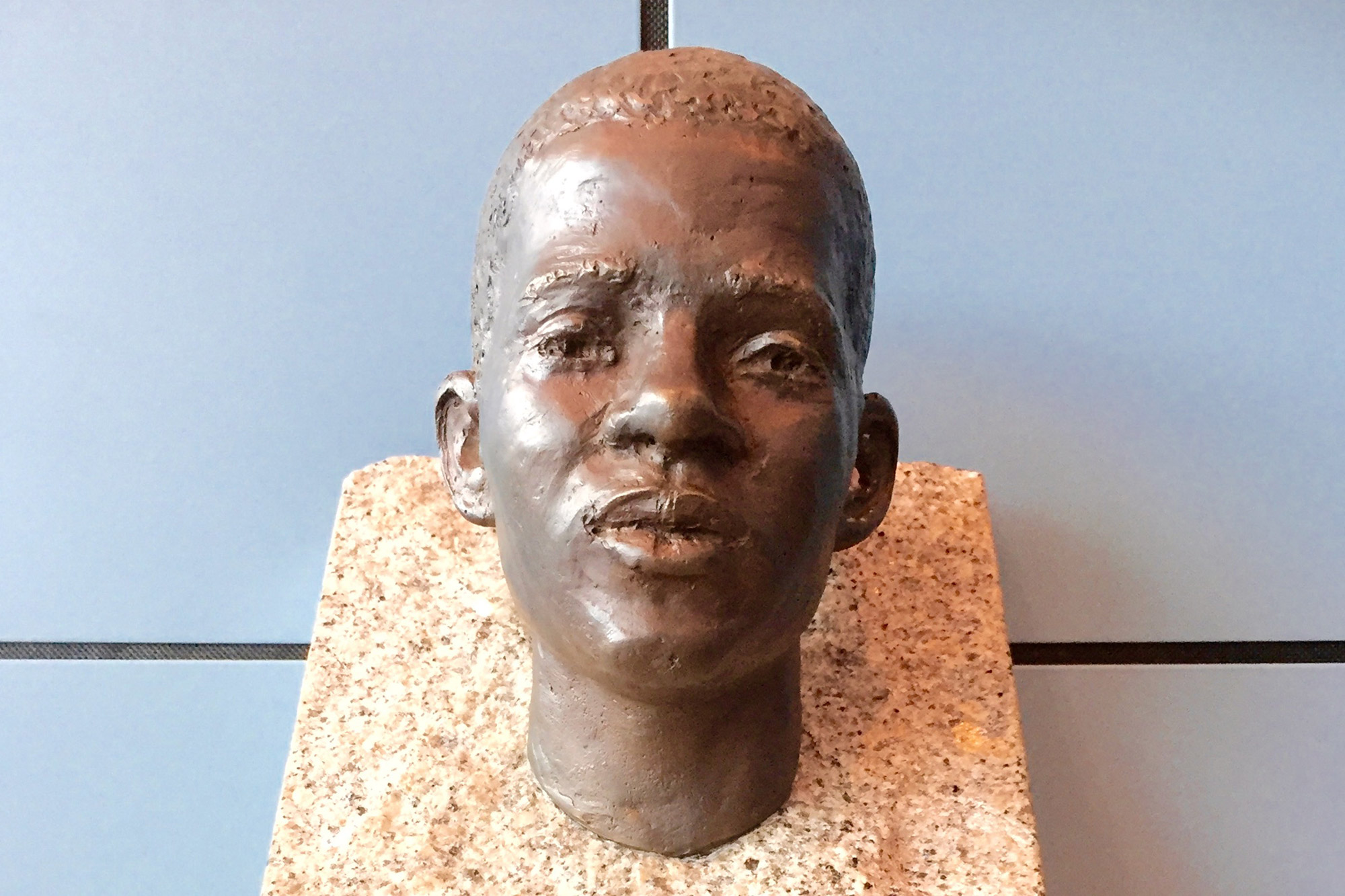 30 August 2016: The Benjamin Prize, a bust by Ivar Sjaastad, is awarded each year to a school that excels in its work to combat racism and discrimination. Benjamin’s mother, teacher Marit Hermansen, was a member of the judging committee until her death in 2019. (Photograph by Kuben yrkesarena, Wikimedia Commons)