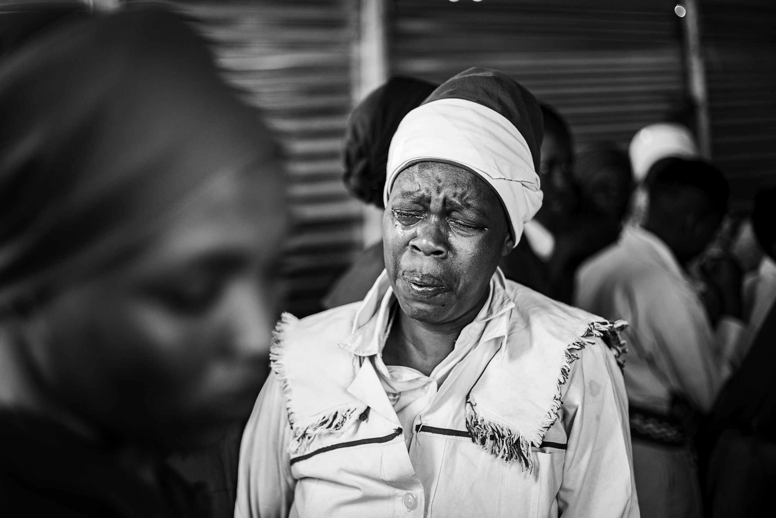 Undated: Yehla Moya Oyingcwele II – A women in a trance-like state during a prayer session at Ukuphila KwamaKrestu.